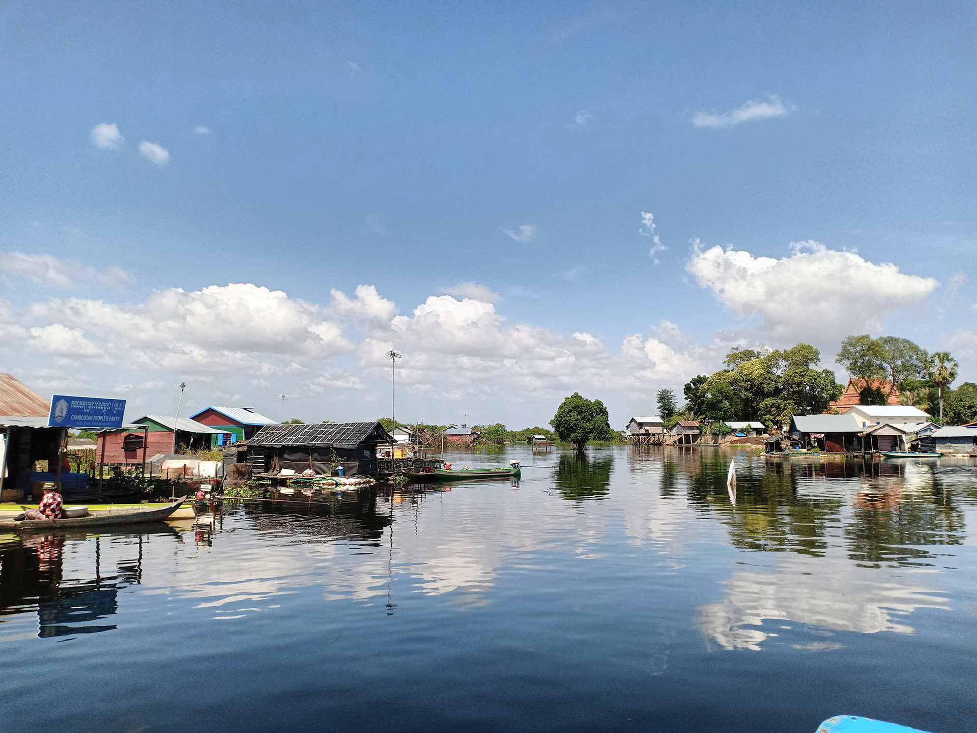 Floating villages & Tonlé Sap